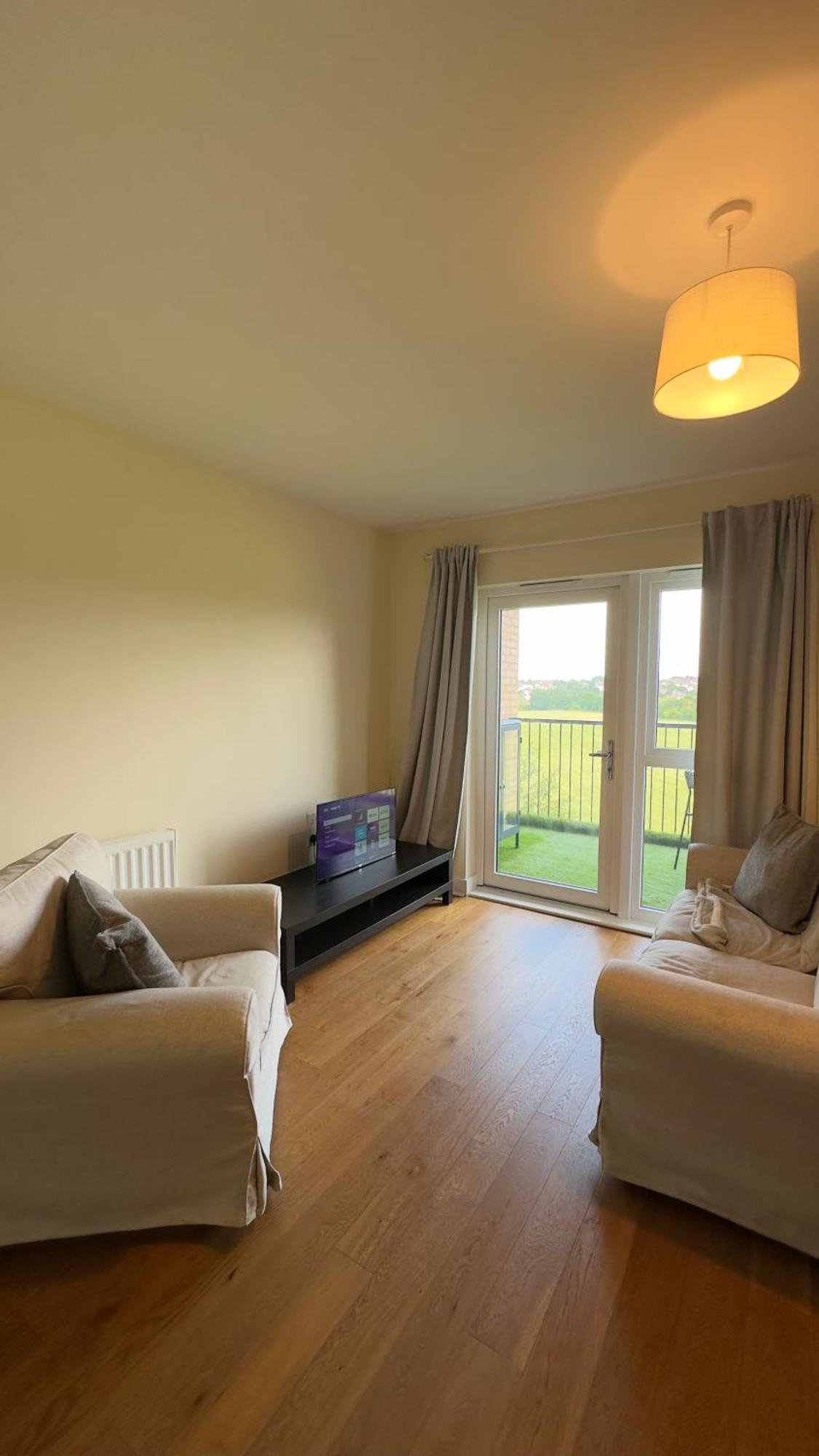 2 Bed Near Brent Cross Апартаменты